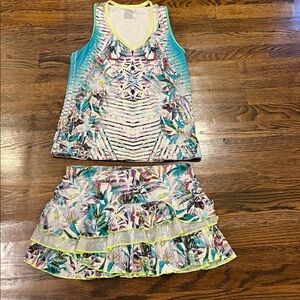 Lucky in love tennis or pickle ball outfit size med.
Worn once